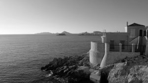 Vers la corniche de Marseille